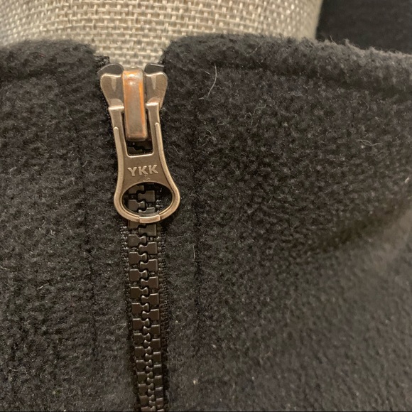 L.L. Bean mens fleece zip up [black, size large, vintage] - Picture 5 of 6